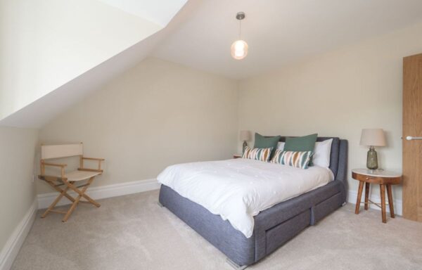 Midways, School Lane, Tiddington, Stratford-upon-Avon