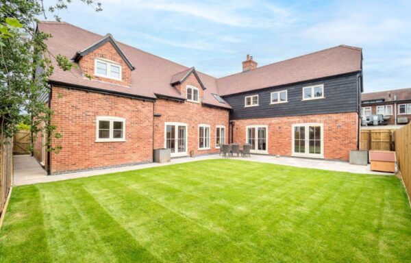 Midways, School Lane, Tiddington, Stratford-upon-Avon