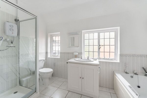 Stunning Cottage PLUS 2 BEDROOM Annexe and 3.4 Acres!