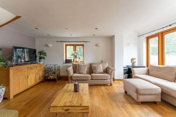 Stunning Cottage PLUS 2 BEDROOM Annexe and 3.4 Acres!