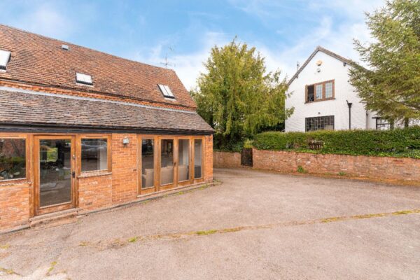 Stunning Cottage PLUS 2 BEDROOM Annexe and 3.4 Acres!