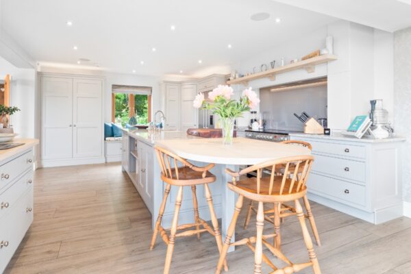 **STUNNING Home With FIELD VIEWS** Church Road, Snitterfield, Stratford-upon-Avon