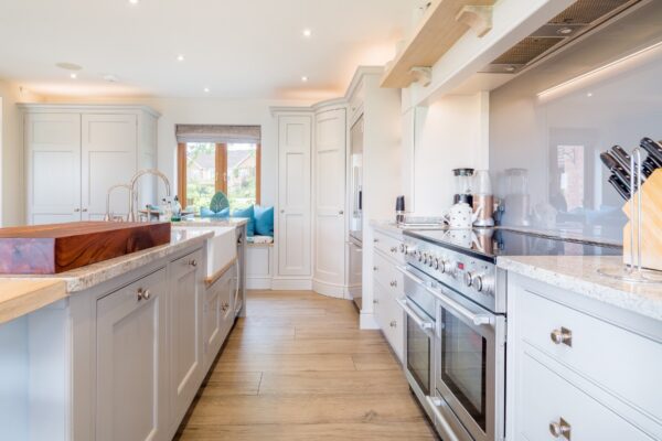 **STUNNING Home With FIELD VIEWS** Church Road, Snitterfield, Stratford-upon-Avon