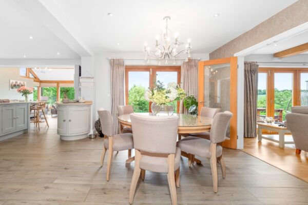 **STUNNING Home With FIELD VIEWS** Church Road, Snitterfield, Stratford-upon-Avon