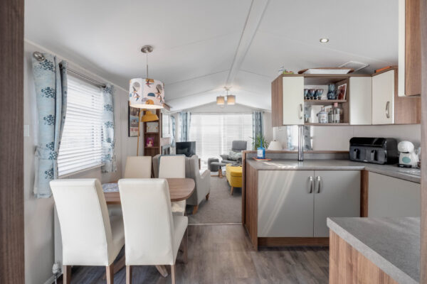 Rayford Park, Tiddington Road, CV37