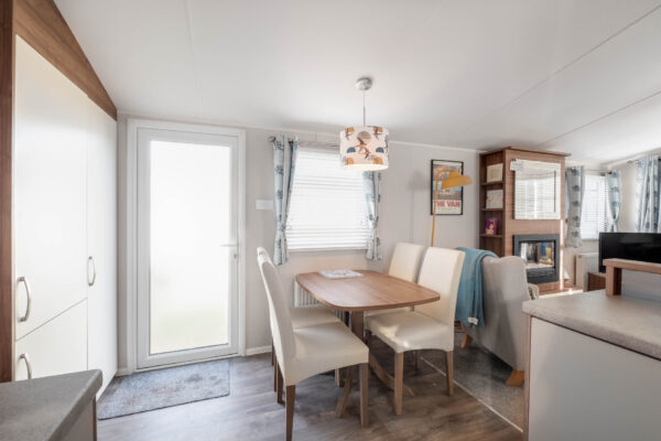 Rayford Park, Tiddington Road, CV37