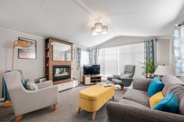 Rayford Park, Tiddington Road, CV37