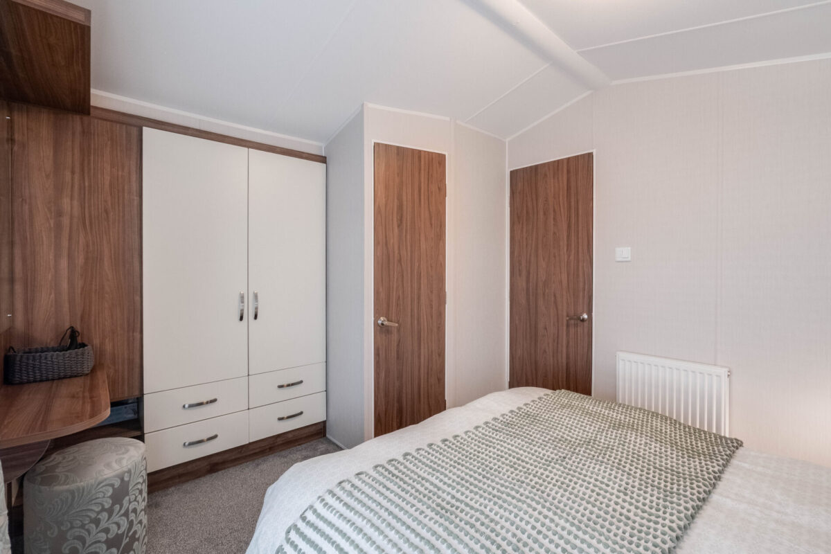 Rayford Park, Tiddington Road, CV37