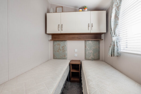 Rayford Park, Tiddington Road, CV37