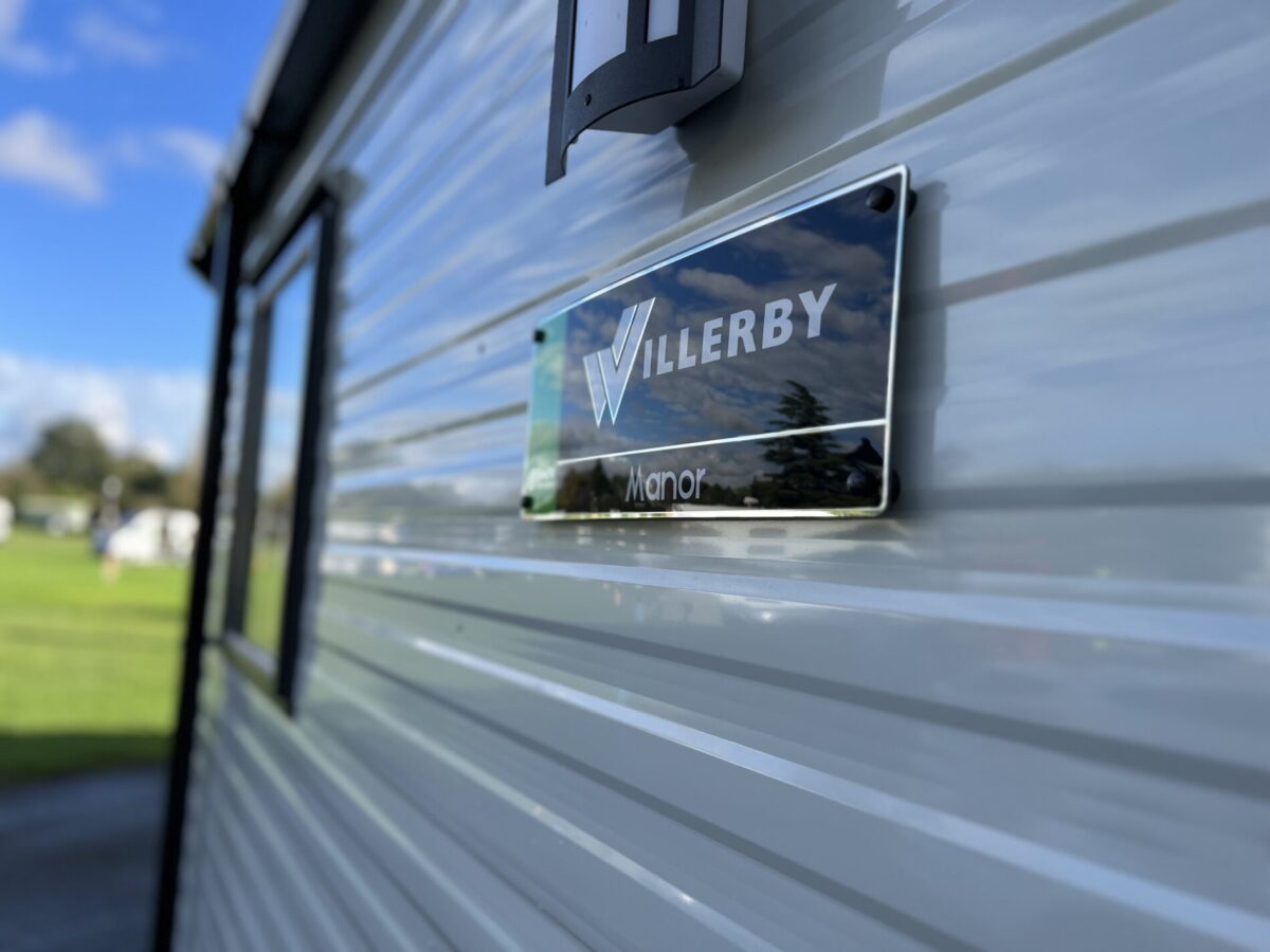 Rayford Park, Tiddington Road, CV37