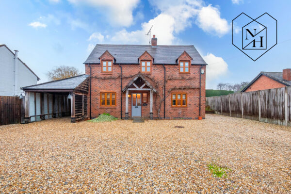 **RIVER VIEWS** Mill Lane, Welford on Avon