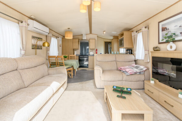 Avon Park, Warwick Road, CV37