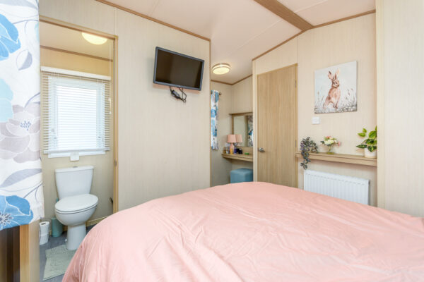 Avon Park, Warwick Road, CV37