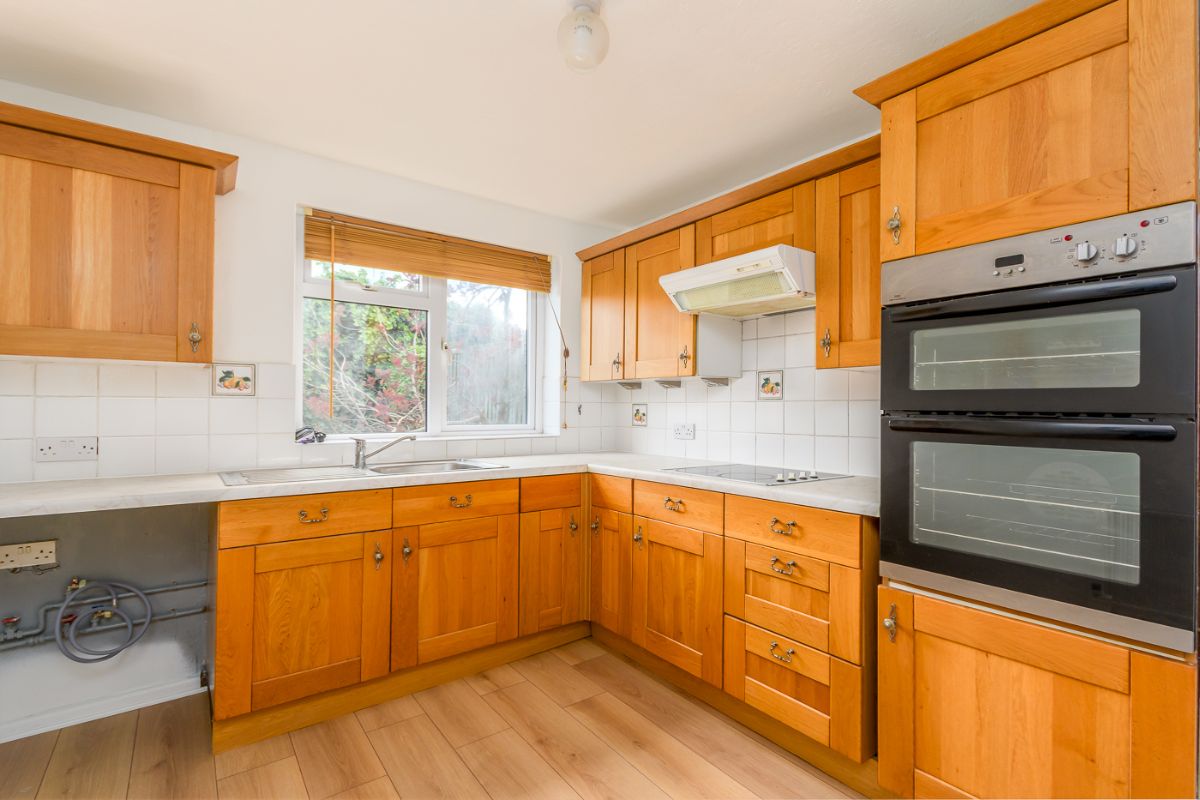 St. Swithins Drive, Lower Quinton, Stratford-upon-Avon