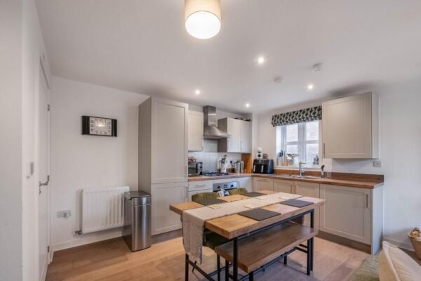 Avalon Close, Stratford-upon-Avon