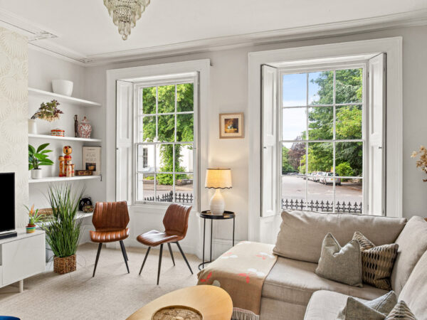 Clarendon Place, town Centre Location with one bedroom Annexe