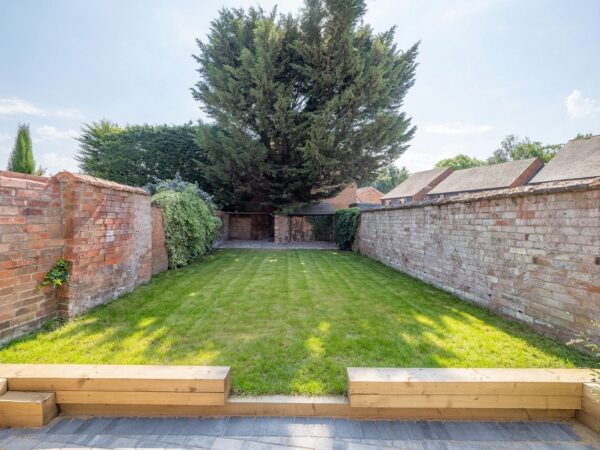 Rother Street, Stratford-Upon-Avon, CV37