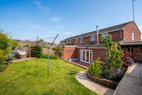 Duttons Close, Snitterfield, CV37