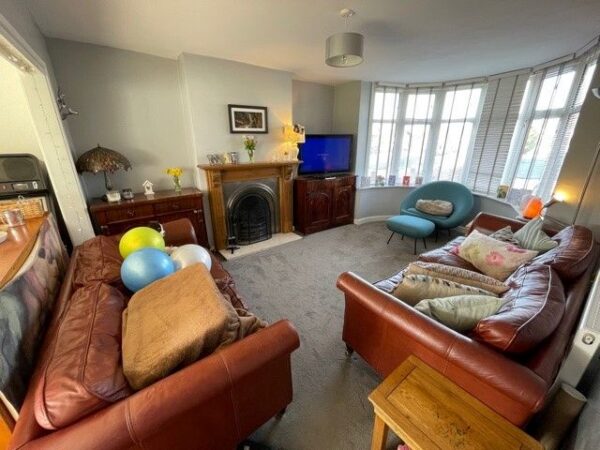 Ash Grove, Stratford-upon-Avon