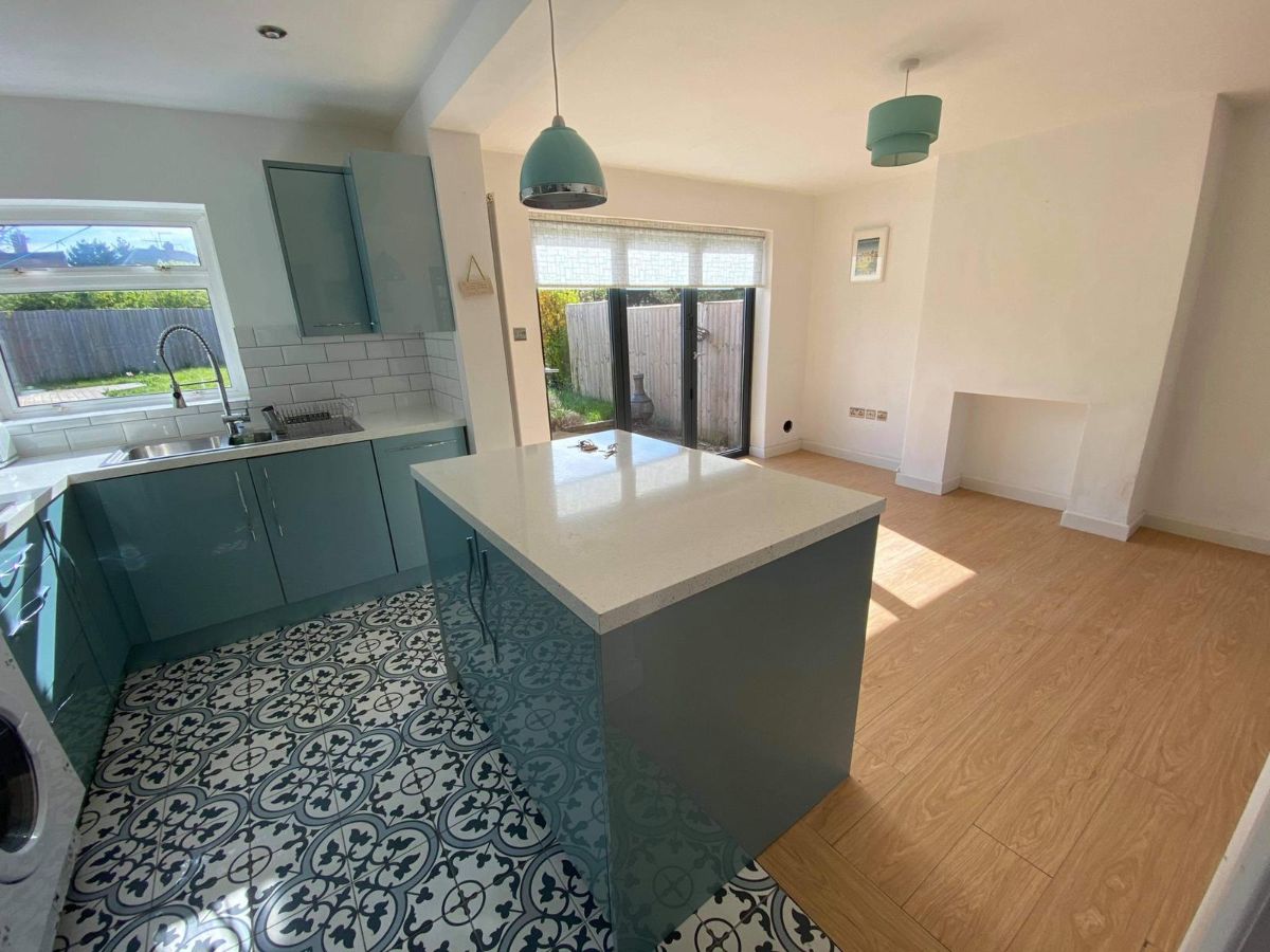 Ash Grove, Stratford-upon-Avon