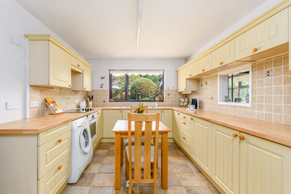 Woodward Court, Snitterfield, CV37