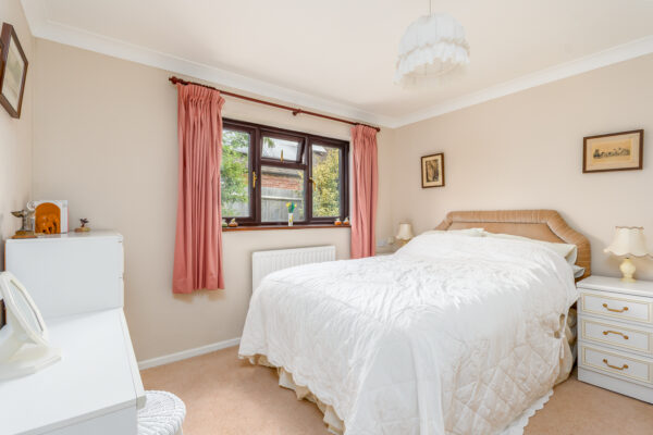 Woodward Court, Snitterfield, CV37