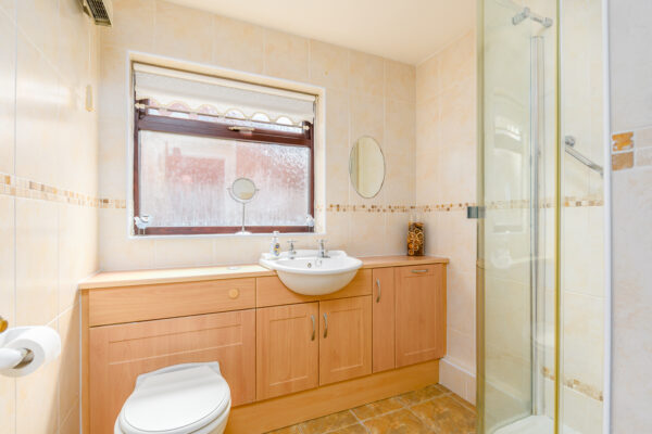 Woodward Court, Snitterfield, CV37