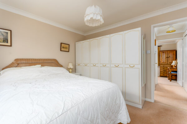 Woodward Court, Snitterfield, CV37