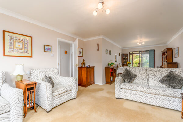 Woodward Court, Snitterfield, CV37