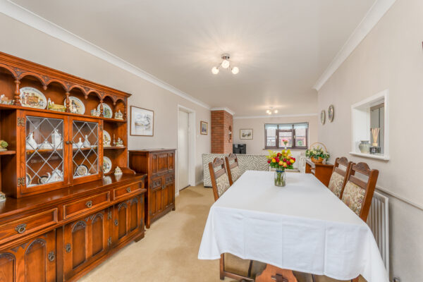 Woodward Court, Snitterfield, CV37