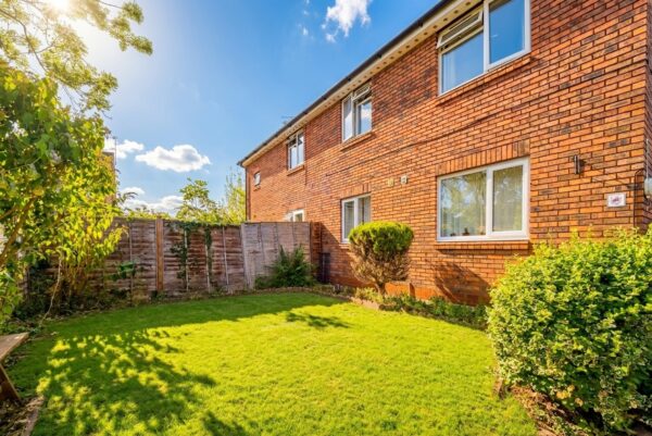 Carew Close, Stratford-Upon-Avon, CV37
