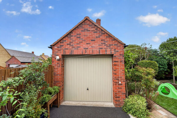 Red Fescue Close, Mickleton, GL55