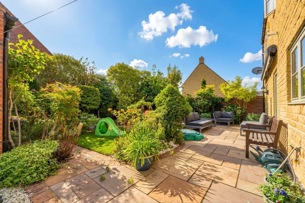 Red Fescue Close, Mickleton, GL55