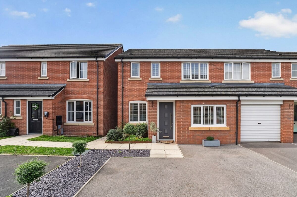 Cozens Street, Wellesbourne, CV35
