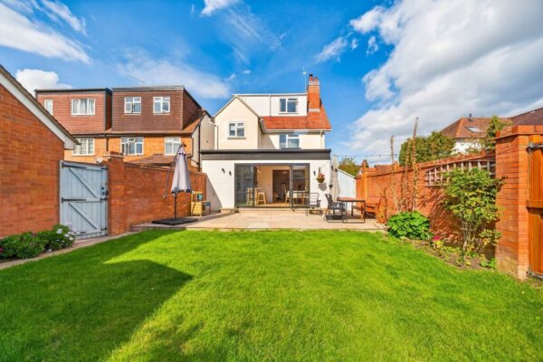 Evesham Road, Stratford-Upon-Avon, CV37