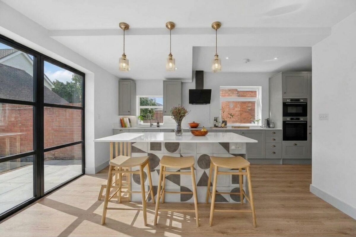 Evesham Road, Stratford-Upon-Avon, CV37