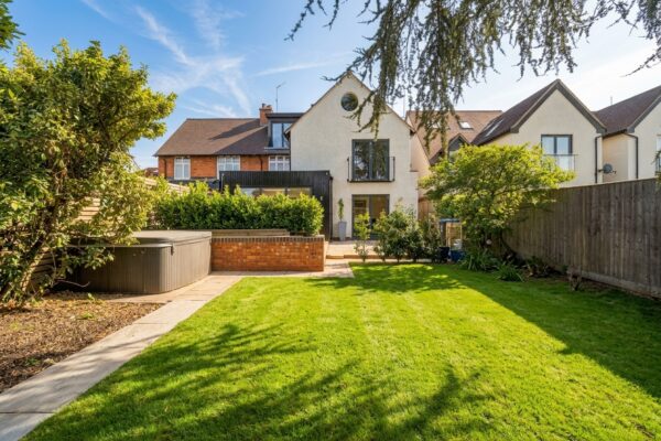 Loxley Road, Stratford-Upon-Avon, CV37