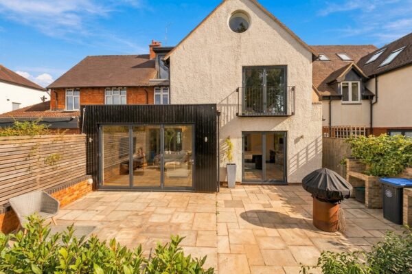 Loxley Road, Stratford-Upon-Avon, CV37