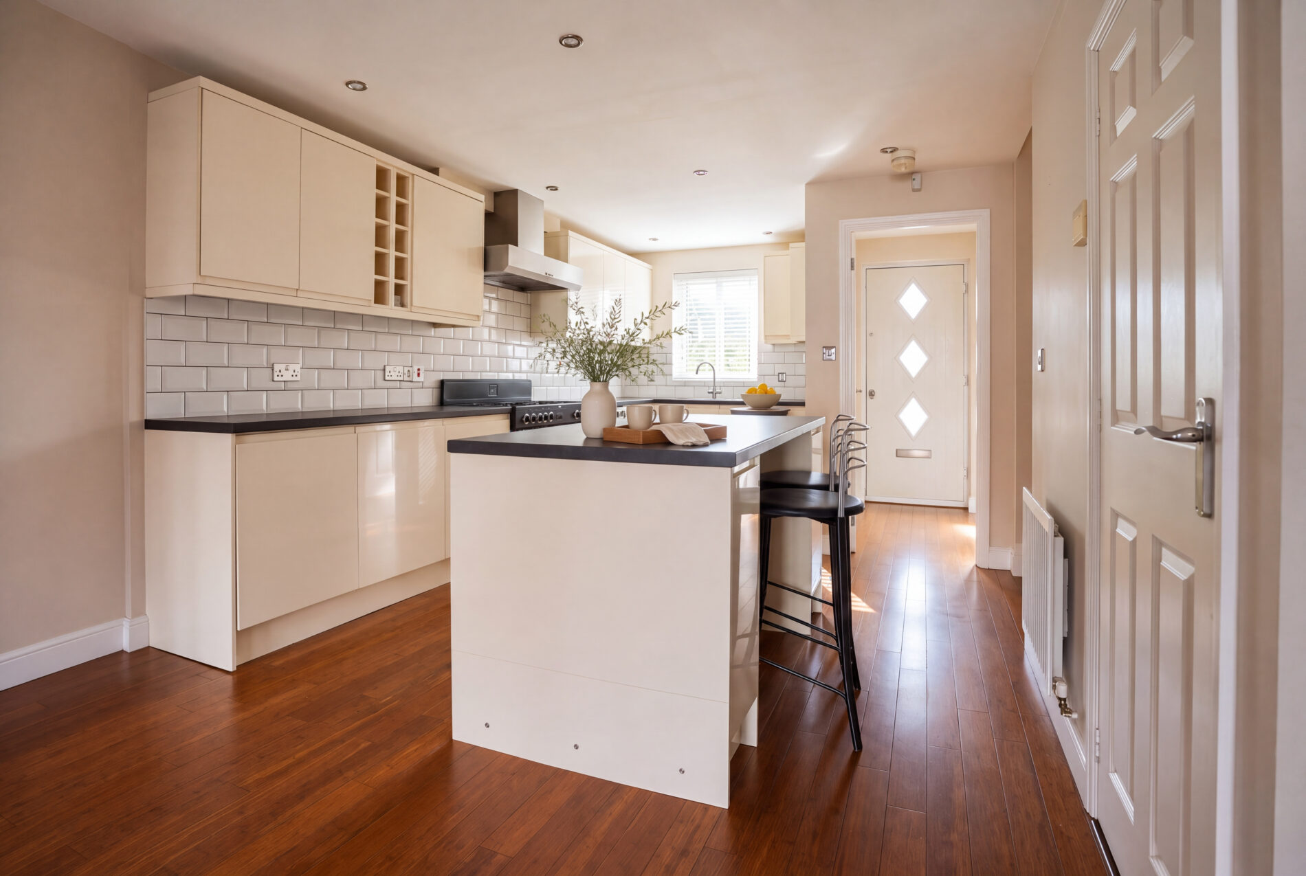 Claypitts Boulevard, Warwick, CV34