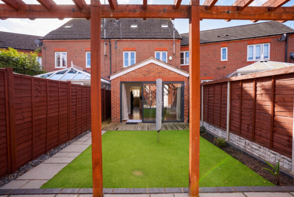 Claypitts Boulevard, Warwick, CV34
