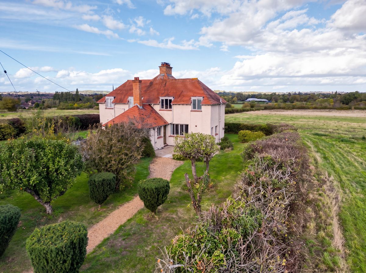 Cross O'The Hill, Clifford Road, Stratford-upon-Avon